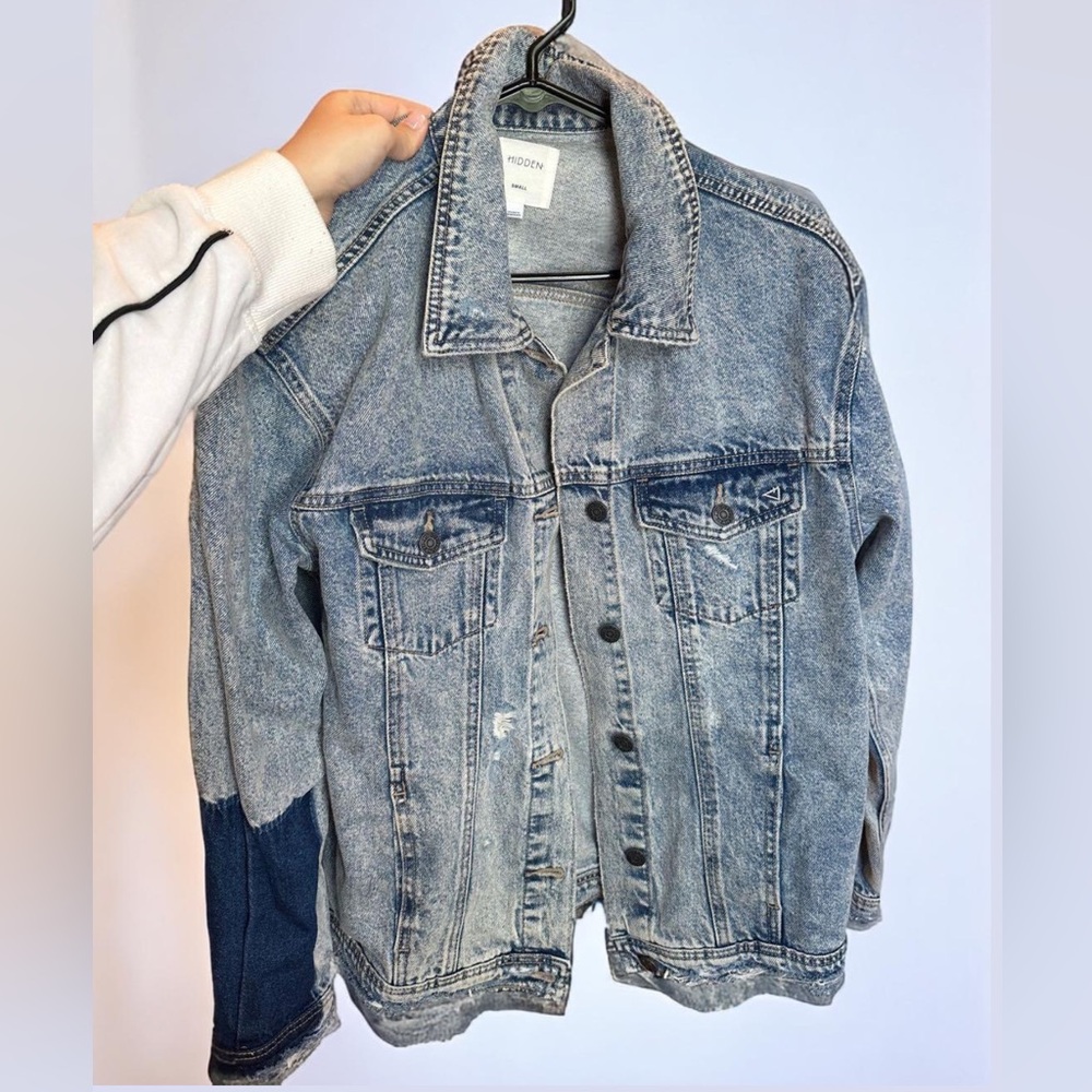 Hidden Jeans- Light Wash Jean Jacket